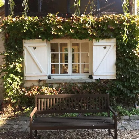 Le Hameau 28 Frühstückspension *