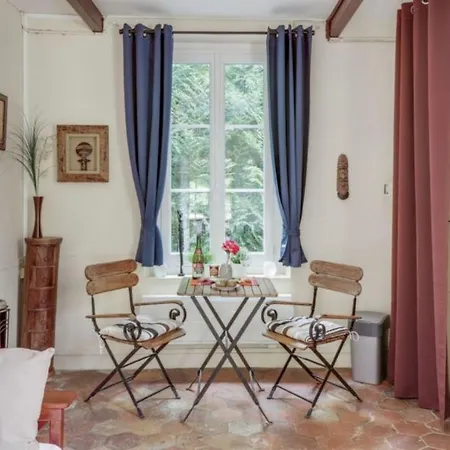 Le Hameau 28 Frühstückspension Épernon